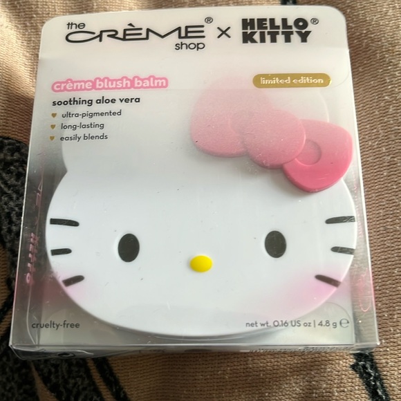 ✨🆕BNIB!Crème Shop x Hello Kitty Limited Ed. Crème Blush Balm in Strawberry Milk! - Picture 2 of 8